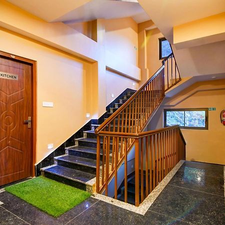 Super Townhouse Downtown Gangtok Hotel Exterior photo