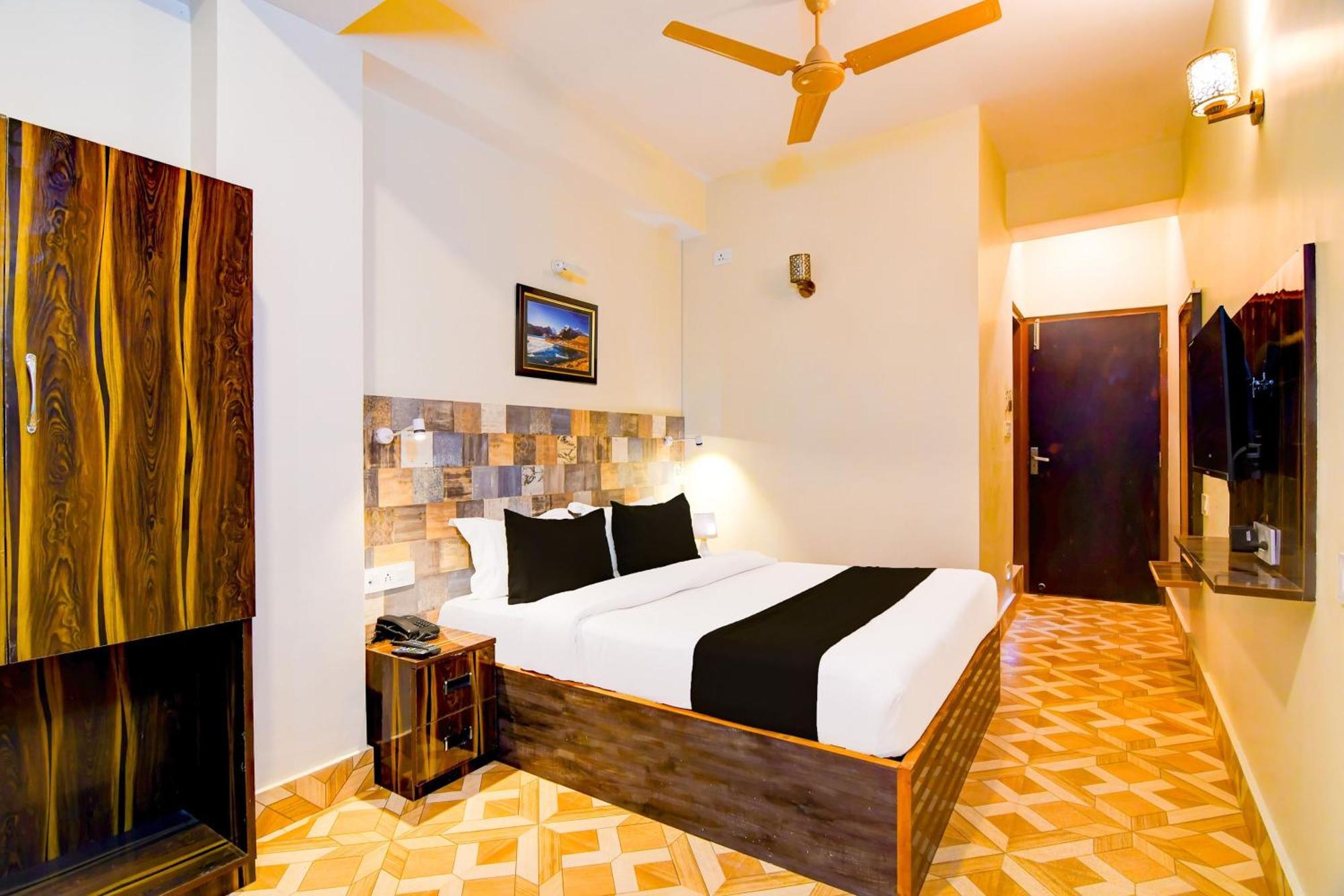 Super Townhouse Downtown Gangtok Hotel Exterior photo