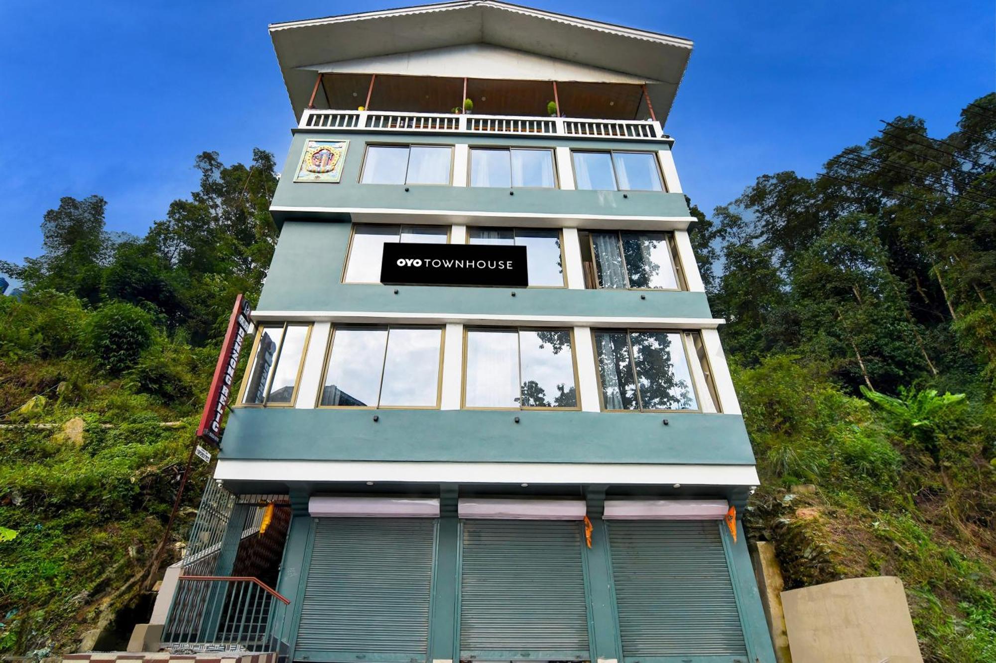 Super Townhouse Downtown Gangtok Hotel Exterior photo