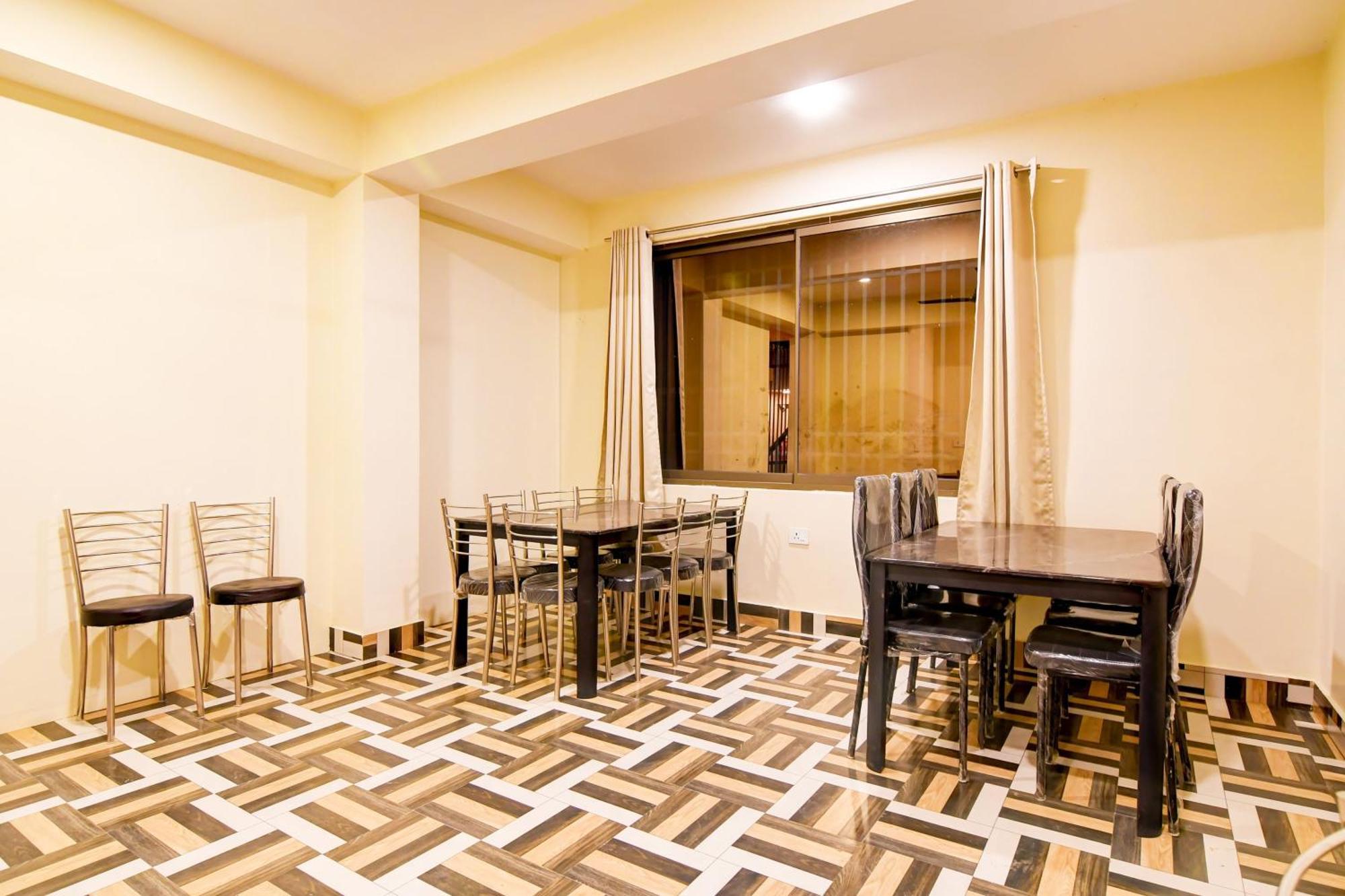 Super Townhouse Downtown Gangtok Hotel Exterior photo
